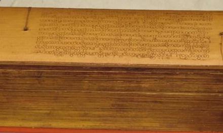 我国在使用竹简记录文字的时候 其他国家是用什么记录文字的