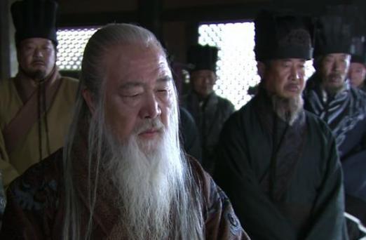 袁术为何敢率先称帝