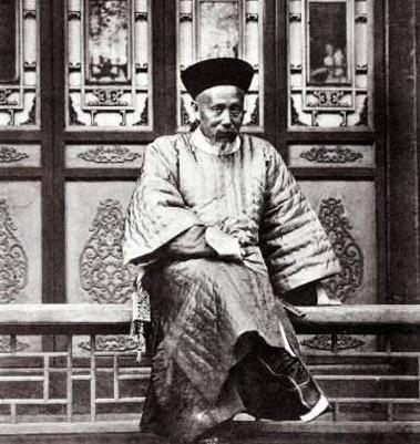 清朝内务府总管什么人都可以进吗 有什么条件需求