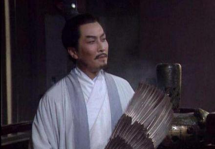 诸葛亮杀的两个人到底是谁 如果留下一个蜀国就不会灭亡了