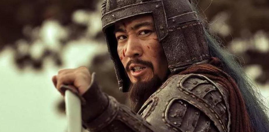 曹操孙权都比刘备势力大,诸葛亮那么聪明,为何最后却投靠刘备?