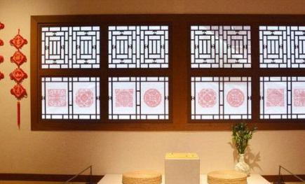 古代窗户都是纸做的 难道不怕下雨天吗