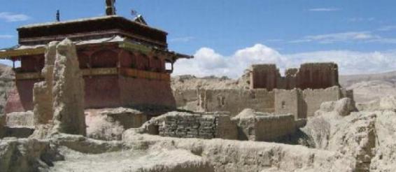 子婴向刘邦投降的根本原因是什么