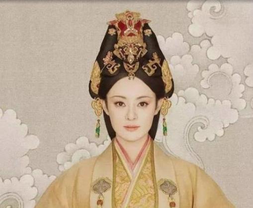 芈月连续生了三个儿子，为何职位总是八子