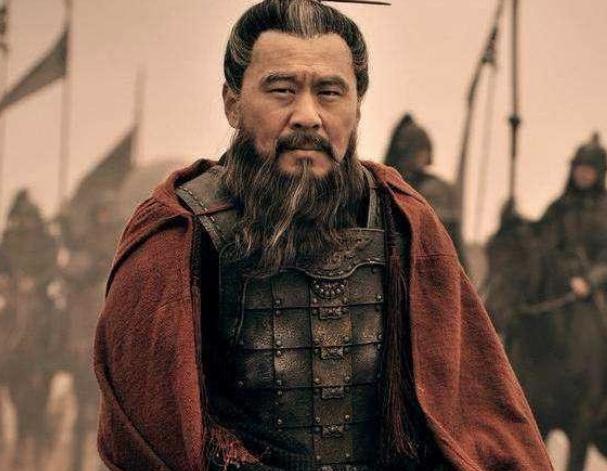 曹操杀死一代名医华佗，是因为华佗非要开颅吗