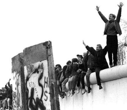 柏林墙修建之后的日子里 东西德国是什么样子的