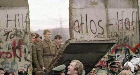 柏林墙修建之后的日子里 东西德国是什么样子的