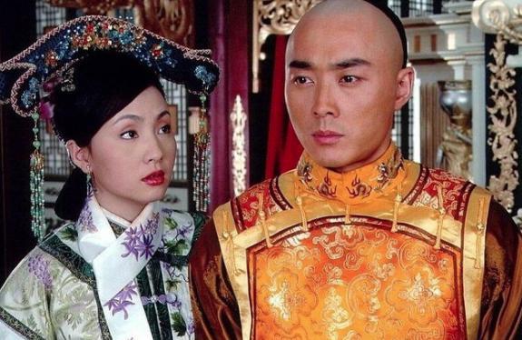 被咸丰降级的妃子：一位晋升贵妃，一位却结局悲惨