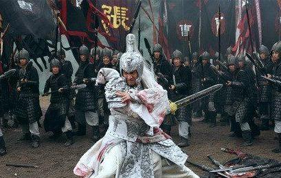 赵云长坂坡单骑护主真实情况是什么样的 他真的能在百万敌军中来去自如吗