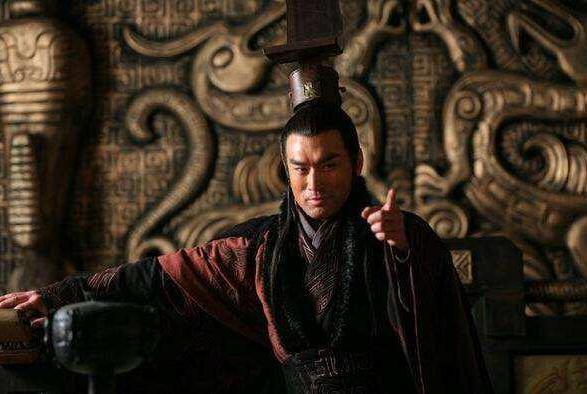 商鞅变法规定,在17岁后,禁止父子兄弟同宅居住,这是为何?