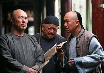 乾隆出了什么什么样的对联 为何当时有才华的人无人对出下联呢