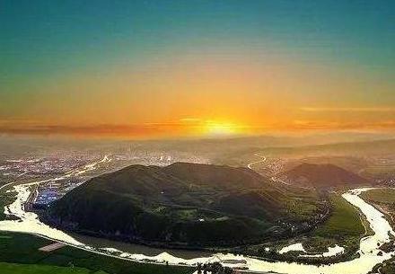 长白山上面有一座天墓是真的吗 小说里面东夏国确实存在吗