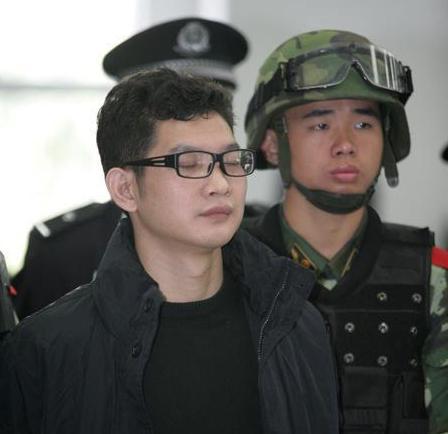 广东第一悍匪成瑞龙到底有多变态 关于成瑞龙的故事有哪些