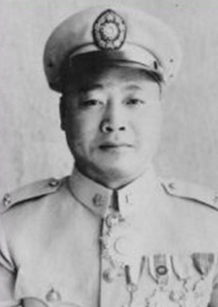 何绍周跟何应钦是什么关系