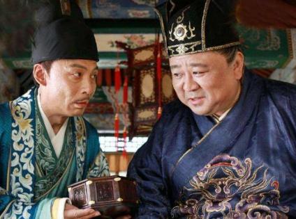 东林党人和魏忠贤相比 谁才是忠谁才是奸呢