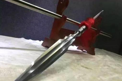 天下第二猛将光脚走蒺藜！王彦章生平有哪些传奇故事