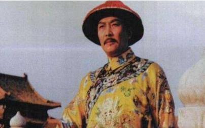 清朝皇帝身为满人 他们上朝的时候用的满语还是汉语呢