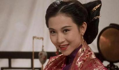 杜十娘怒沉百宝箱 折合成现在相当于多少钱呢