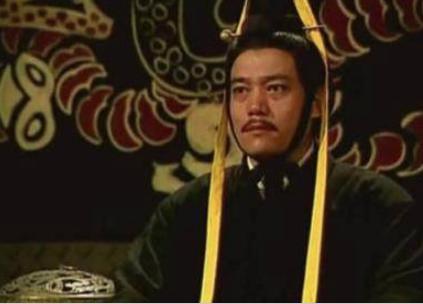 慕容麟：为自己的利益而出卖父兄