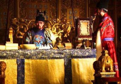 万历皇帝期间都发生了什么事情 为何明朝灭亡的根本原因和他有关