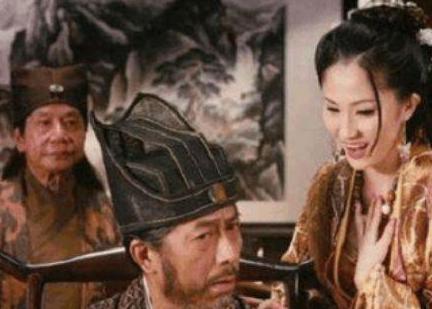 揭秘古代男子为何在床边设置一个小房间 竟然是出于这样的目的