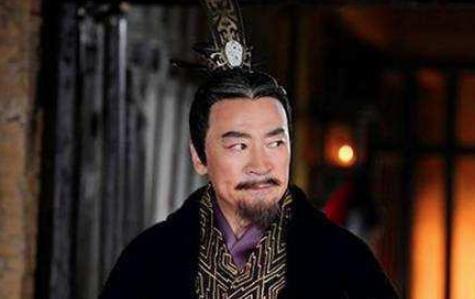 晋献公做了什么事，帮助秦国加快了统一的步伐