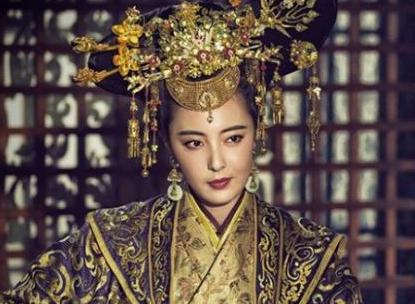 他本来娶了吕女以自保 结果反而因为她丢了性命