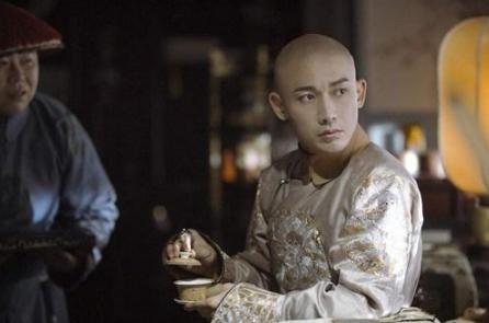 乾隆的几万首诗都是自己写的吗