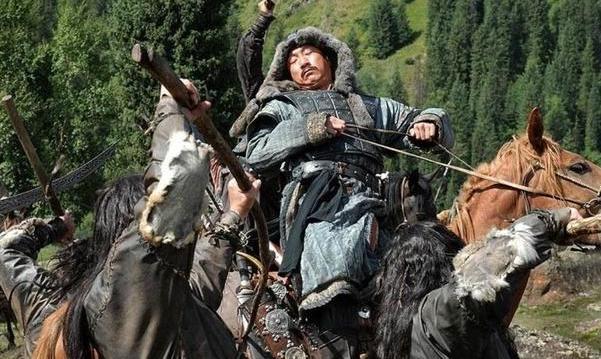 俄罗斯一直很穷,为何打仗那么厉害呢