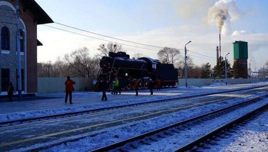 俄罗斯一直很穷,为何打仗那么厉害呢