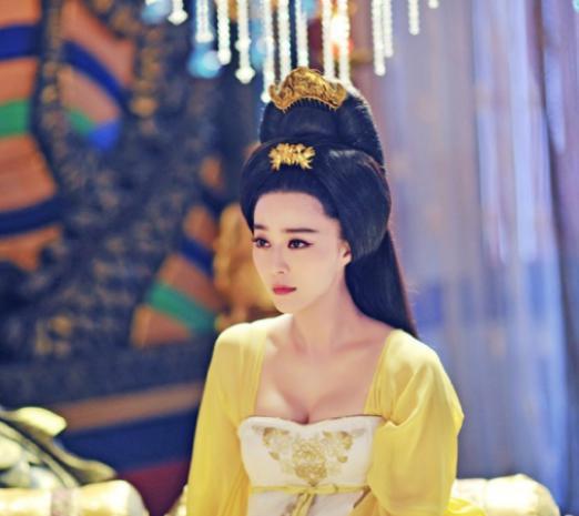 唐朝是最开放的朝代，从衣服的穿戴就能看出来