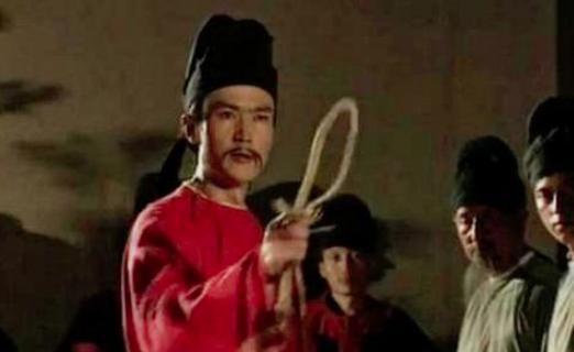 狄仁杰被下狱，后来被一个小孩子救了