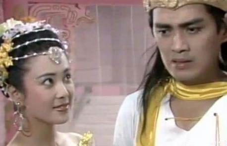 伯邑考和妲己如果在一起了 他会不会坐上王位呢