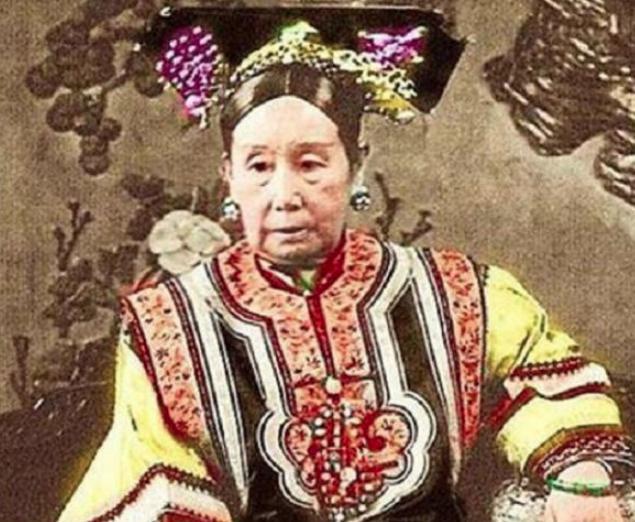 光绪帝软弱无能,被慈禧幽禁是他咎由自取吗