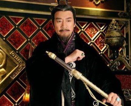 汉朝的时候都是穿什么衣服