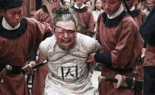 朱元璋杀了那么多功臣，为何没人起来造反