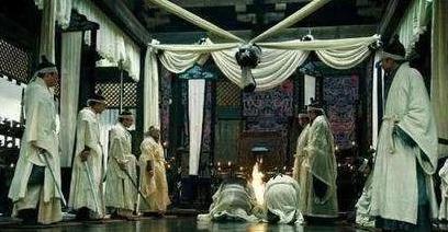 “刑不上大夫”?千万别理解错了,不给你上刑就是让你体面点去死