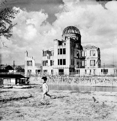 广岛核爆现场中国留学生由明哲口述：中心范围两周就长草了