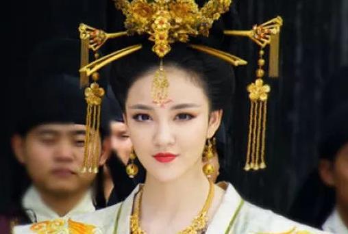 安乐公主：未婚先孕生活糜烂，为当女皇弑君杀父