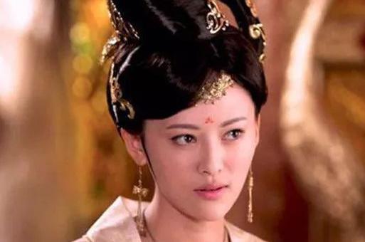 安乐公主：未婚先孕生活糜烂，为当女皇弑君杀父