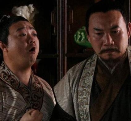 严嵩作为一个大贪官,大奸臣 但严嵩却十分的专情