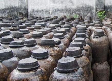 古代的时候就出现酒了 那么到底是谁发明的呢