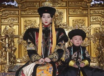 清朝皇帝学习知识和百姓不一样的 溥仪的文化水平到底有多高呢