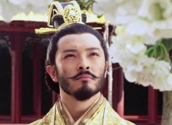 杨坚临死前，叮嘱杨广小心一位相士