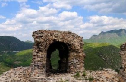 历史上最禽兽的王朝，宫女不穿衣服，美人被做成琵琶