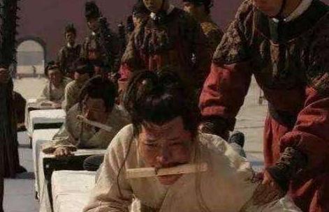 曾经被张居正打瘸了一条腿，但是张居正的冤却只有他敢鸣！