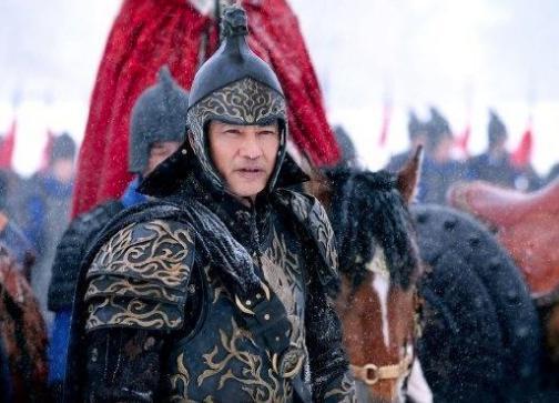 他想当个御前侍卫,却成了皇帝