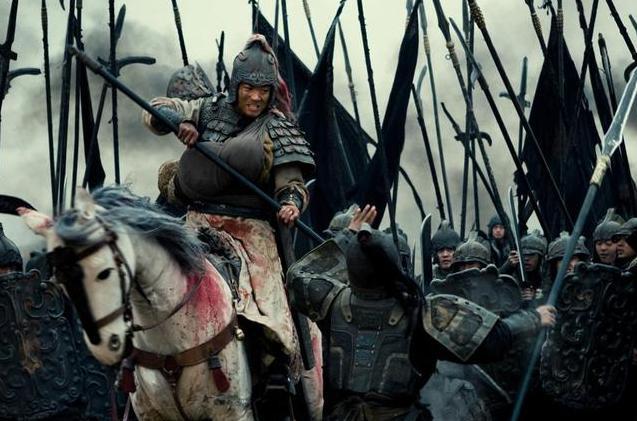 长坂坡之战中拦住曹操的不是赵云,也不是张飞?