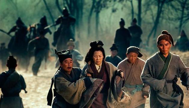 长坂坡之战中拦住曹操的不是赵云,也不是张飞?