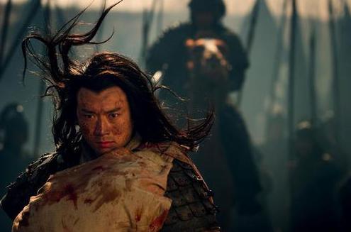 长坂坡之战中拦住曹操的不是赵云,也不是张飞?